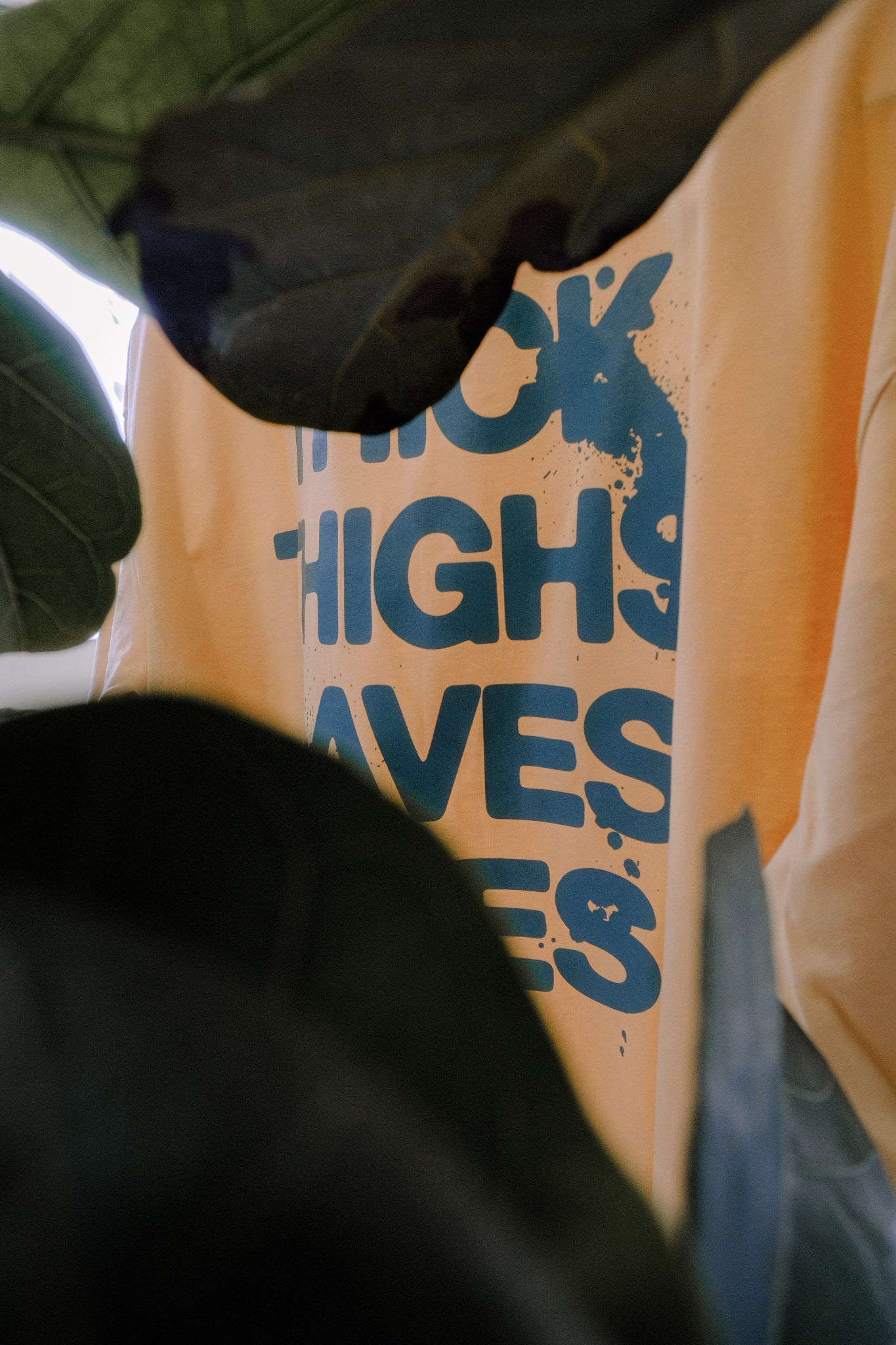 T-shirt: Thick Thighs Saves Lives