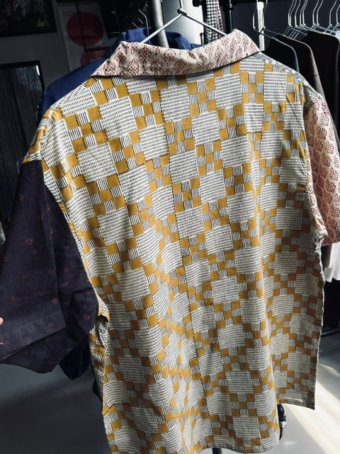Hawaiian Indian Woodblock Print Shirts (L)