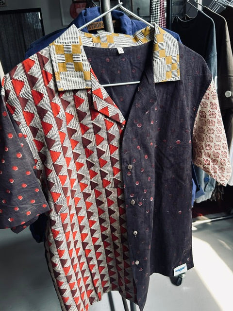 Hawaiian Indian Woodblock Print Shirts (L)